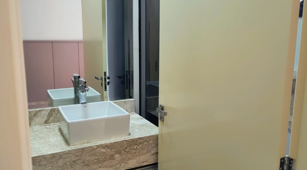 WhatsApp Image 2024-11-11 at 11.01.37 (2)