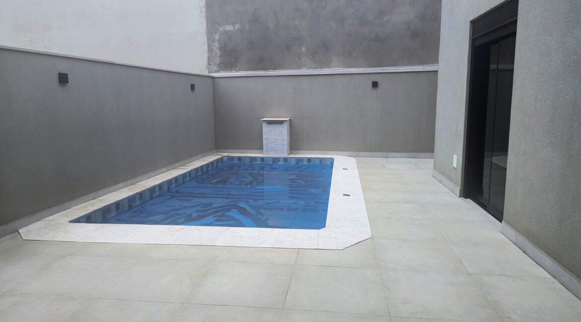 WhatsApp Image 2024-11-11 at 11.01.38 (3)